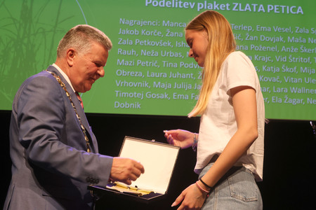 ZLATA PETICA 114 FOTO LJUBO VUKELIČ